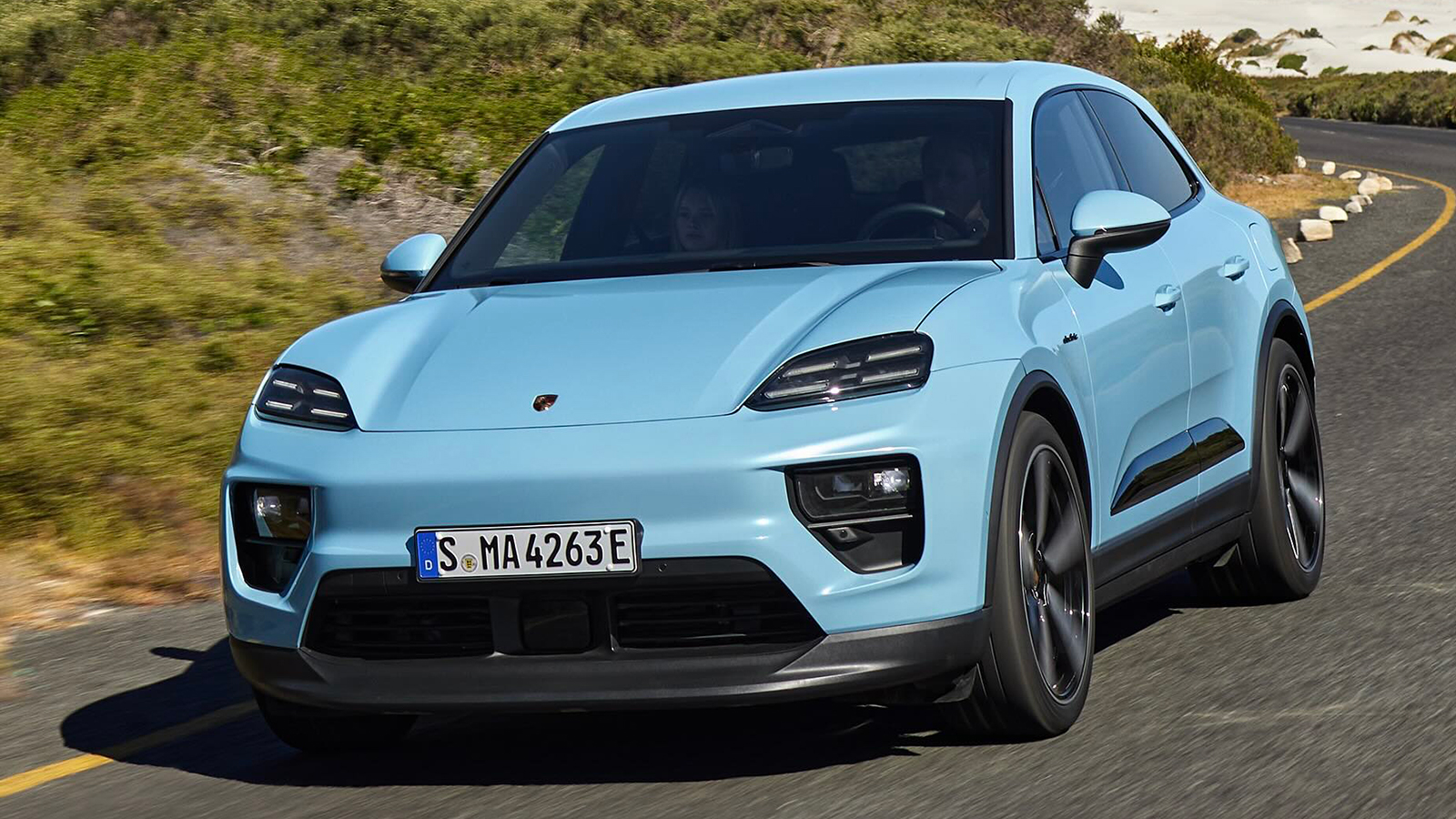 Νέα πισωκίνητη Porsche Macan με 340 άλογα και Macan 4S με 448 ίππους